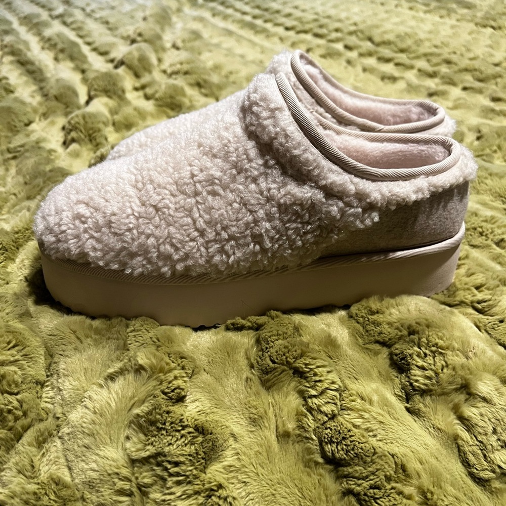 Platform slippers
